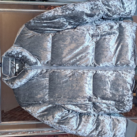 Jackets & Blazers - Beautiful Crushed Velvet Coat